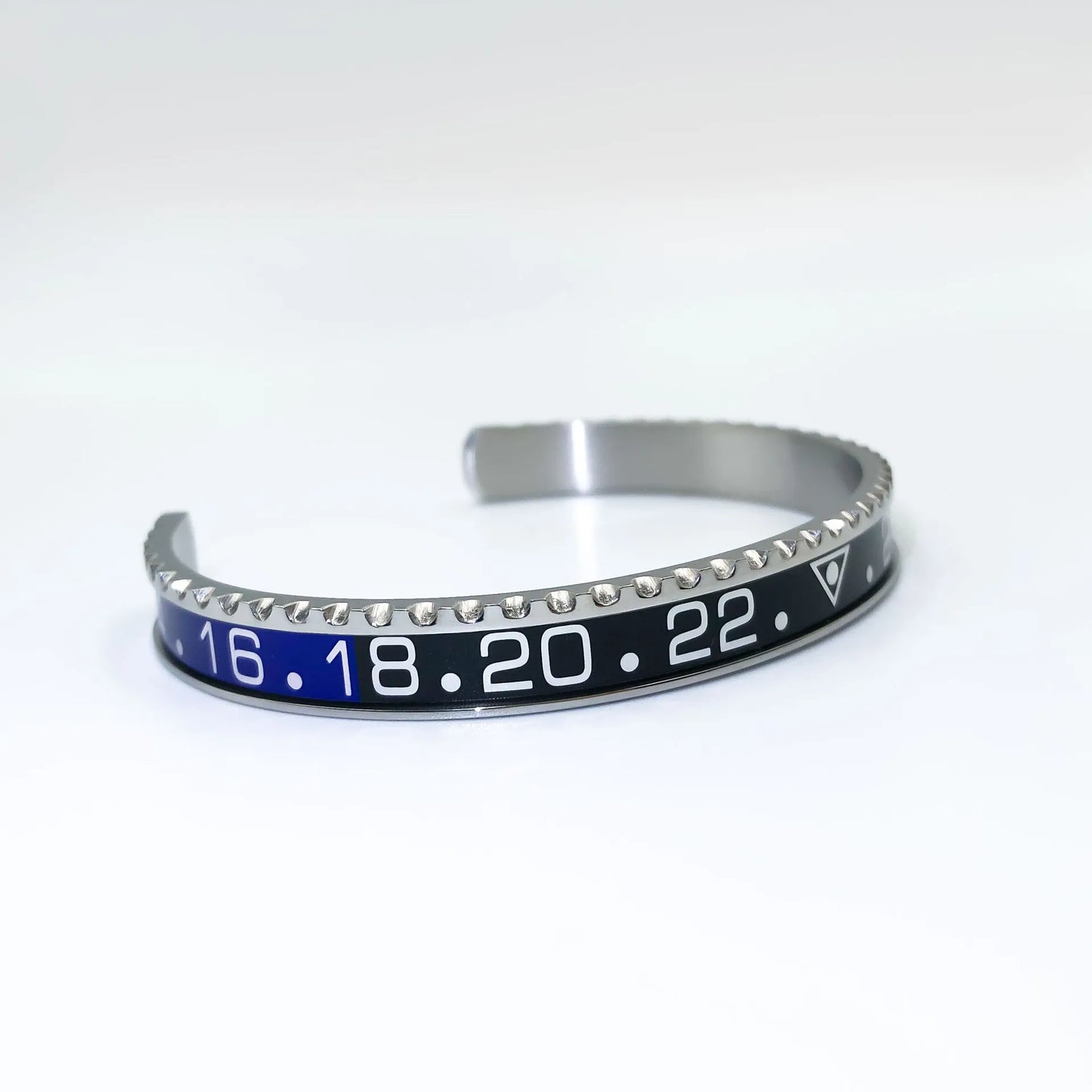 New Stainless Steel Digital Display Bracelet — Fashion Jewelry for Men & Women