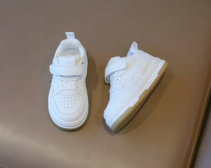 Children’s White Sports Shoes — Spring & Autumn Lightweight Anti-Slip Sneakers, Boys Soft Sole Casual Board Shoes