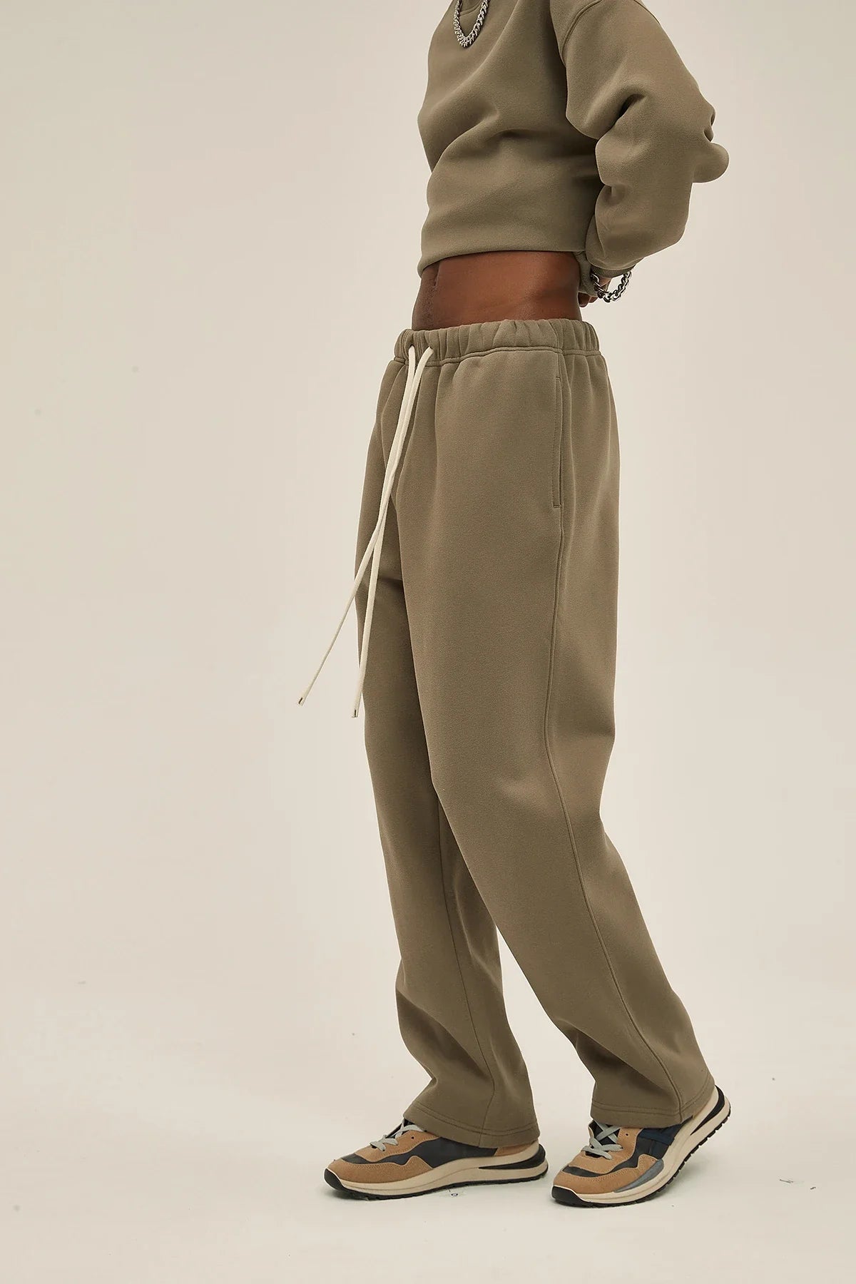 Straight-Lined Solid Color Cashmere Sweatpants – Soft Cozy Lounge Pants