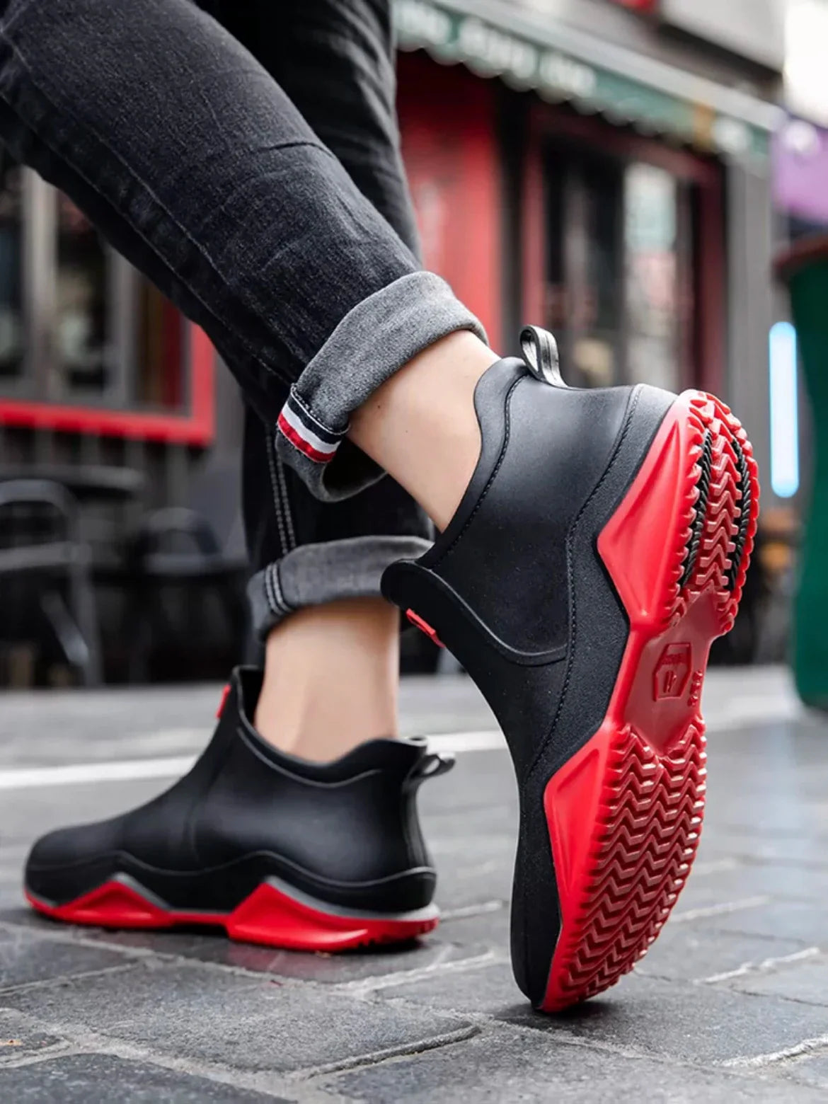 New Waterproof Rain Shoes for Women & Men – Ankle Rain Boots, Anti-Slip, Wear-Resistant, Plush for Summer & Winter