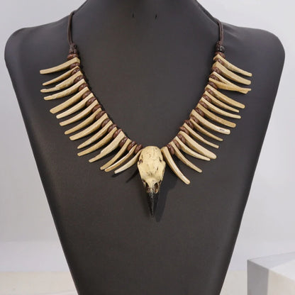 Vintage Viking Crow Skull Necklace – Gothic Resin Animal Pendant with Irregular Coconut Shell Teeth Jewelry