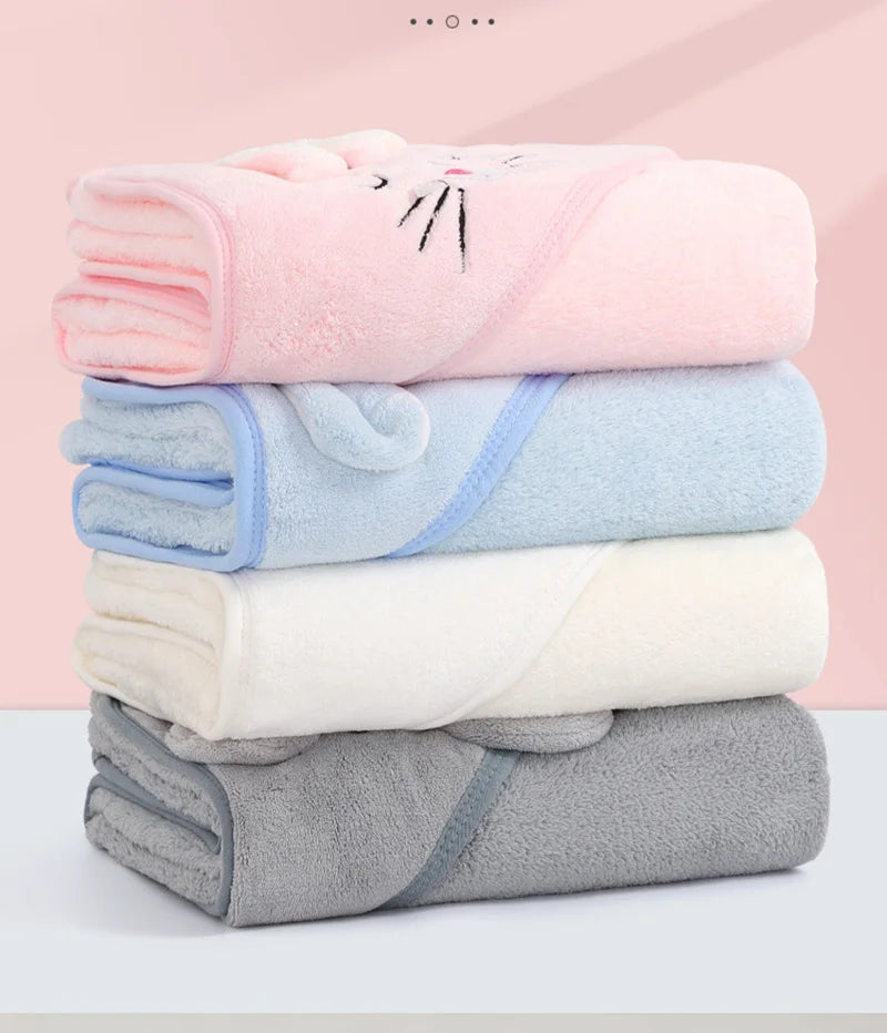 0-3 Years Unisex Baby Bathrobe – Flannel Hooded Cape, Cartoon Design, Newborn Shower Gift, Swaddling Bath Towel for Boys & Girls
