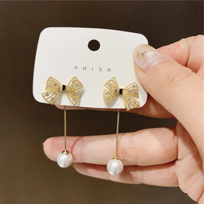 Retro Daisy Flower Earrings - Elegant Small Floral Jewelry for Women Party Gifts
