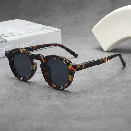 2025 Retro Round Small Frame Sunglasses — High-End UV Resistant Shades for Men & Women, Fashion Trend