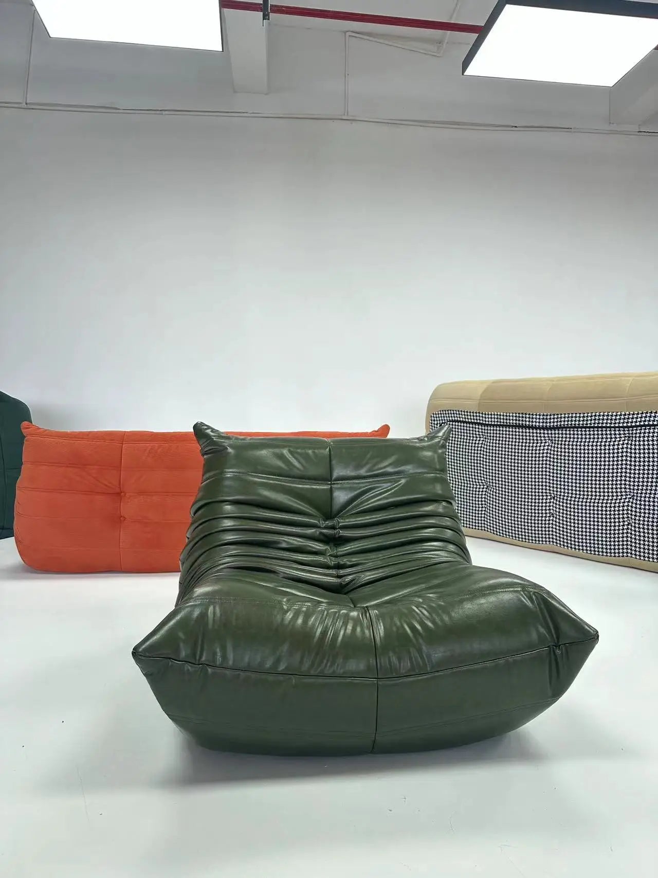 Caterpillar Single Sofa Chair – Cozy Tatami Lounge Chair for Living Room, Bedroom, Balcony, Reading, and Leisure