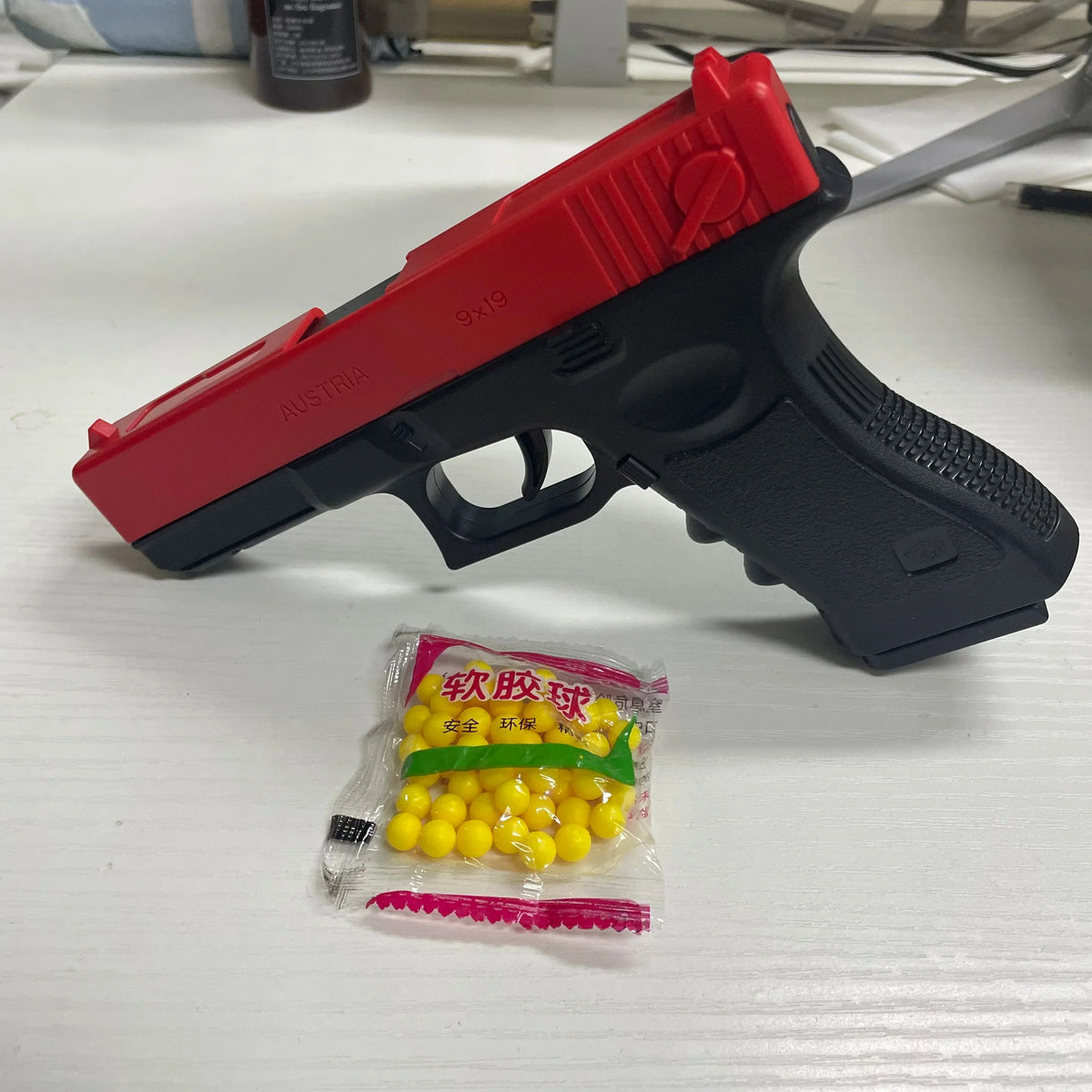 Manual G17 Soft Bullet Toy Gun – Air-Powered Glock Style with Laser & Magazine for Kids CS Games & Outdoor Play