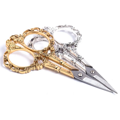 Retro Nail Art Scissors – Stainless Steel Cuticle Precision Tool for Nail Salon, Pedicure & Beauty Grooming Kit