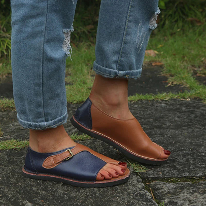Women’s Retro Summer Sandals 2025 – PU Leather Peep Toe Flat Beach Slippers with Buckle Strap, Casual Comfort Shoes