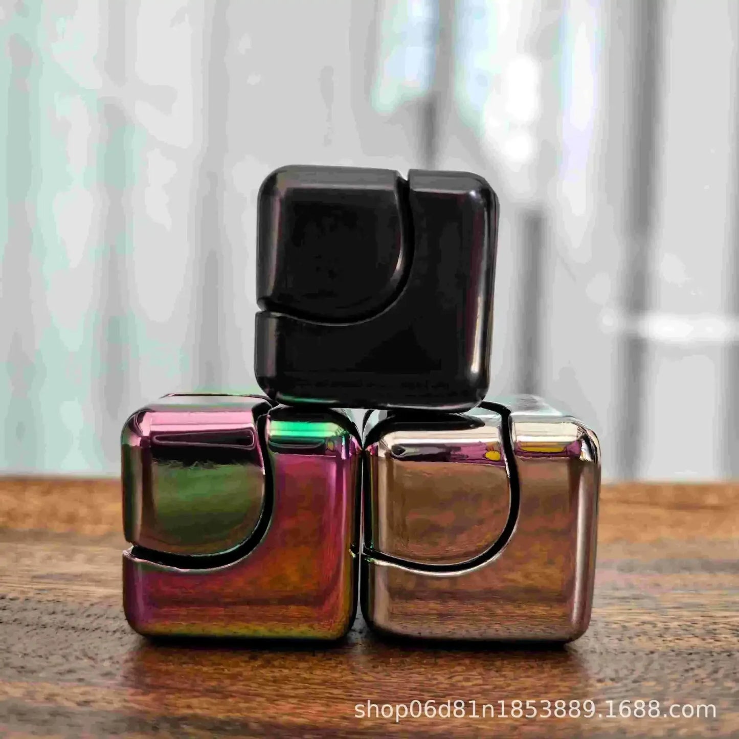 Square Fingertip Gyro – Stress Relief Decompression Spinner, Available in 3 Colors