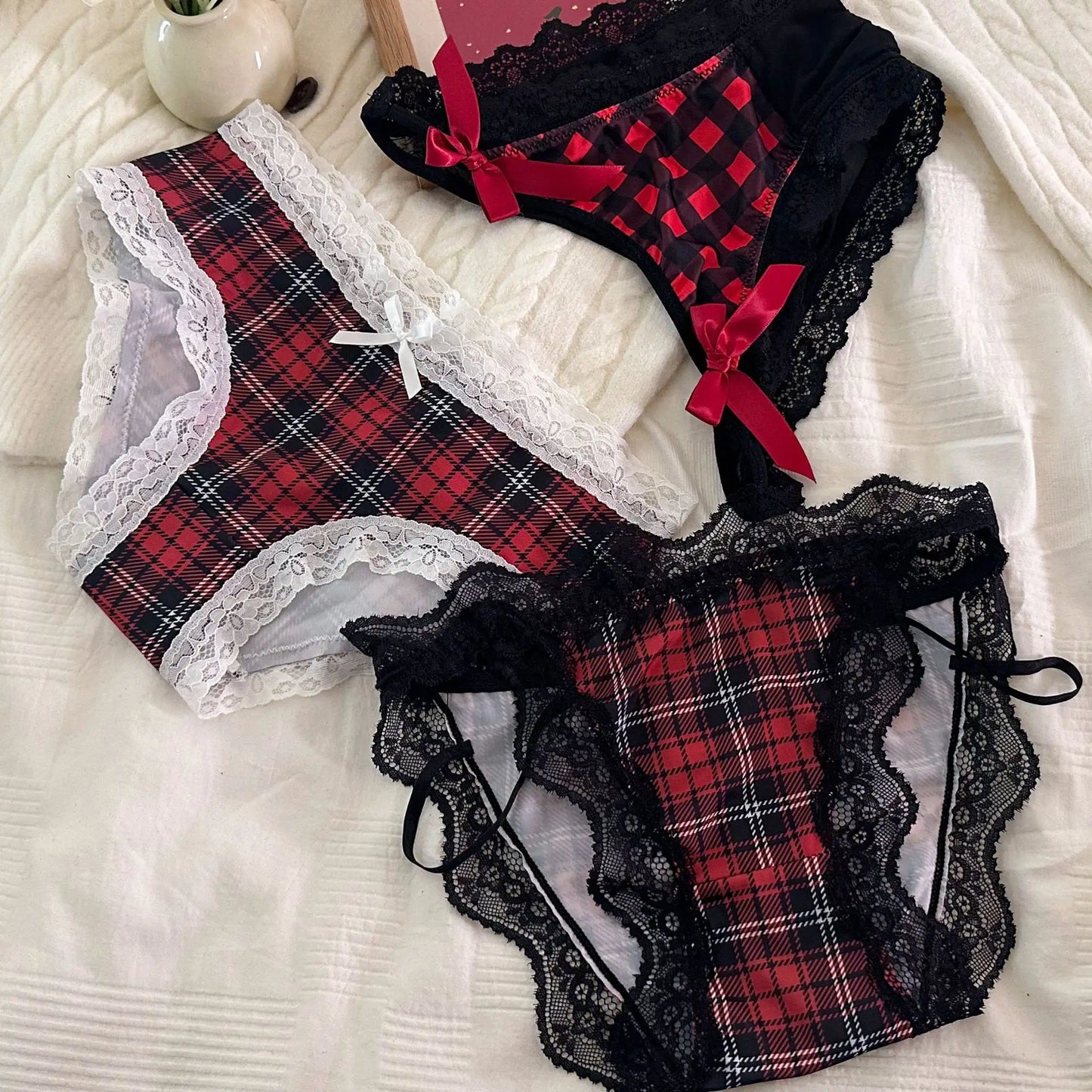 Sexy Lace-Trimmed Bow Tie Panties – Black & Red Checkered Kawaii Women’s Briefs for Party, Holiday & Vacation