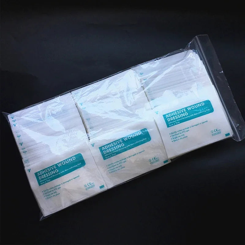 Outdoor Emergency Survival Triangular Bandage — Self-Rescue Hemostatic Non-Woven First Aid 96x96x136cm