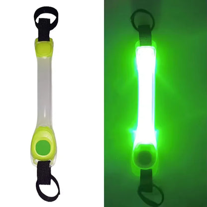 Pet LED Safety Traction Collar – Waterproof Anti-Loss Collar with Multi-Color Flashing Light Pendant for Outdoor Use