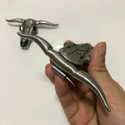 Outdoor EDC Stainless Steel Bull Head Tool – Multi-Function Pocket Cutter, Necklace Pendant & Defensive Window Breaker