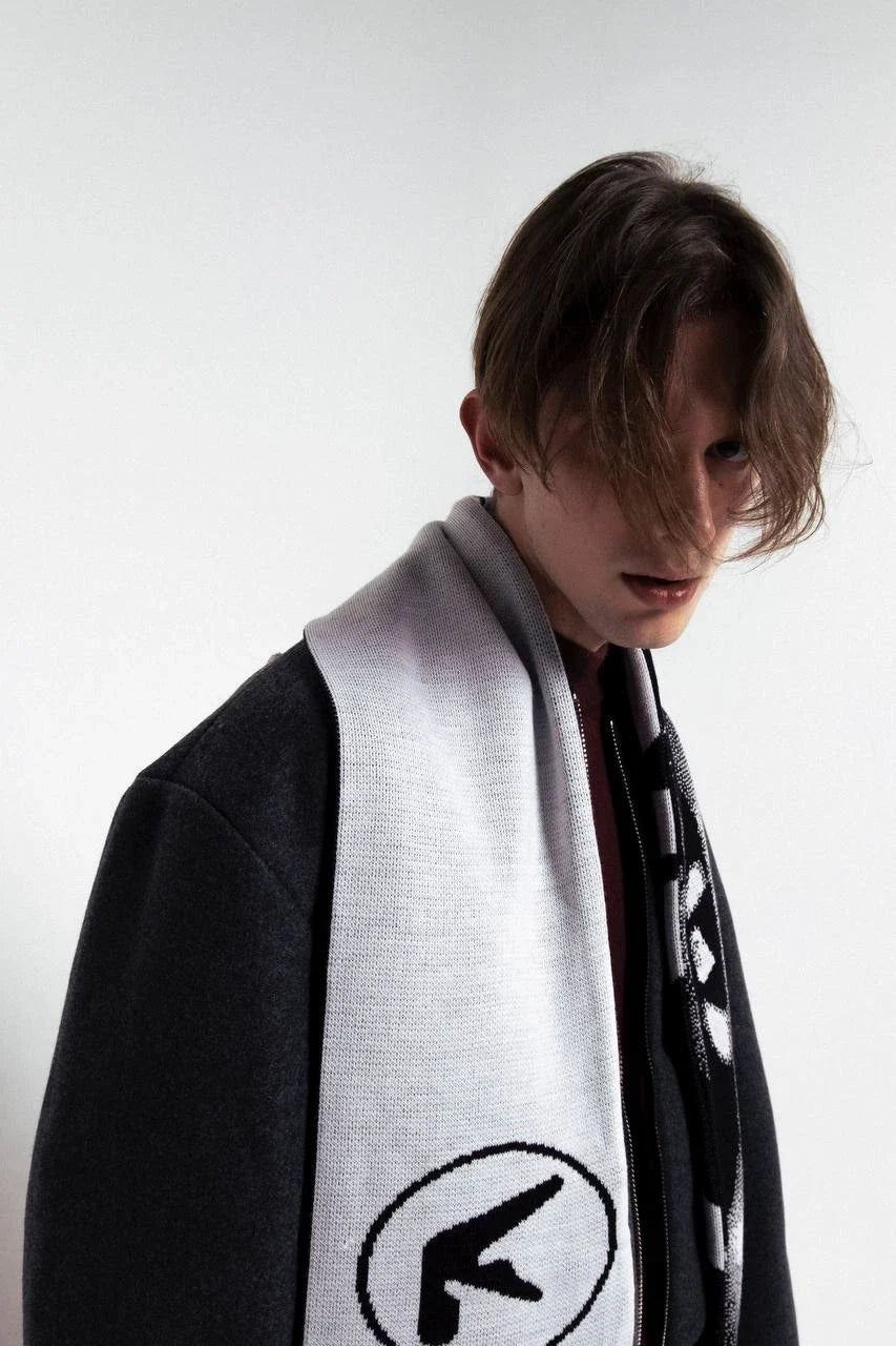 Men’s Y2K Black Knitted Scarf — Aphex Twin Goth Harajuku Streetwear Winter Shawl Unisex