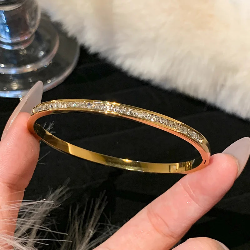 Titanium Steel Stainless Steel Zircon Inlaid Gold Plated Bracelet – Classic & Simple Style for Women's Daily Wear