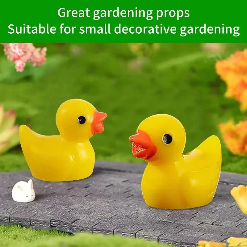 200pcs Mini Resin Yellow Ducks – Tiny Duck Figures for Garden Crafts, Fairy Landscape Decoration, and Miniature Plant Scenes