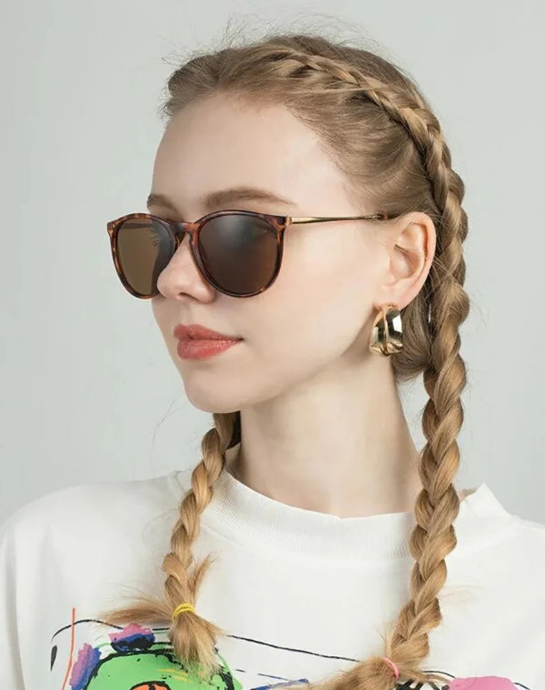 Metal Frame Vintage Round Sunglasses — Reflective UV Protection Shades for Men & Women