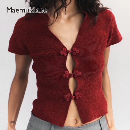 Maemukilabe Y2K Vintage Buckle Crop Top – Retro V-Neck Slim Fit Open Front Korean Preppy T-Shirt