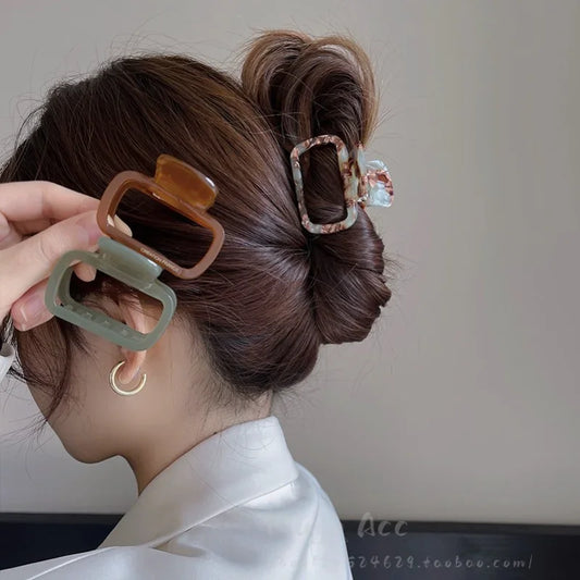 Retro Acetate Grab Clip: Elegant Korean Ponytail Braid Accessory - Hollowed-Out Design for Girls' Hairstyles & Jewelry Gifts