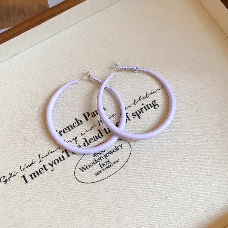 Women’s Dopamine Candy Hoop Earrings – Large Round Hollow Solid Color Ear Buckles, Versatile Fashion Jewelry
