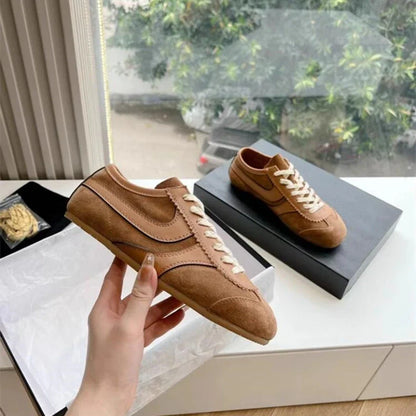 2025 New German Training Shoes for Women, Genuine Leather Lace-up Sneakers, Retro Flat Forrest Gump Style, Large Size