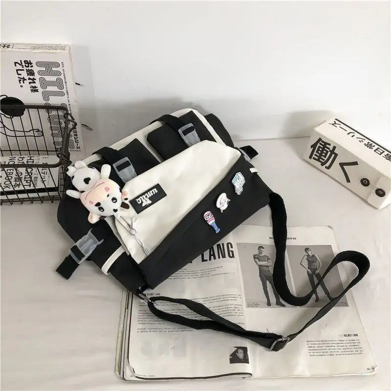 Large Capacity Nylon Crossbody Messenger Bag – Casual Shoulder School Bag for Teens, Students & Everyday Use