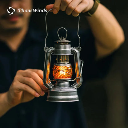 Thous Winds Memory Mini Oil Lamp – Portable Retro Camping Lantern for Hike, Picnic, and Backpacking