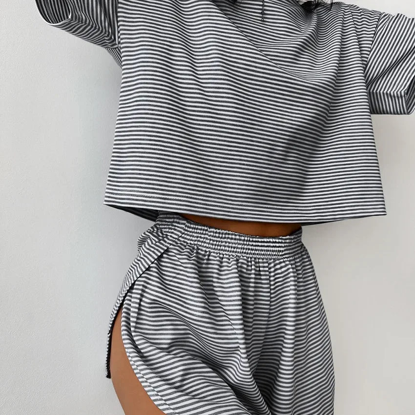 Women's Stripe 2-Piece Pajamas Set – Short Sleeve Top & Shorts Casual Sleepwear