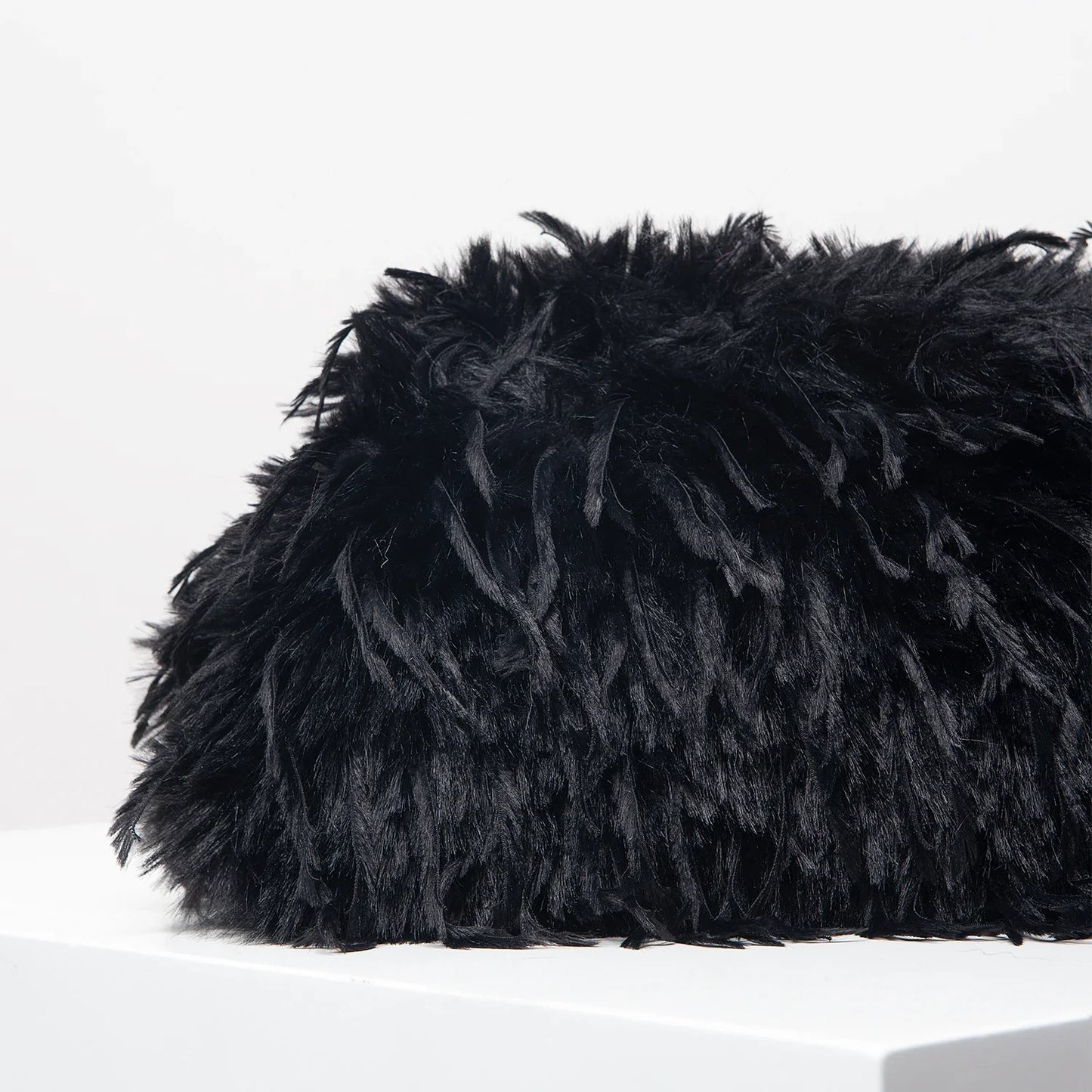 Dopamine Y2K Plush Clutch Bag – Candy-Colored Women's Clip Purse for Dinner or Party Dresses