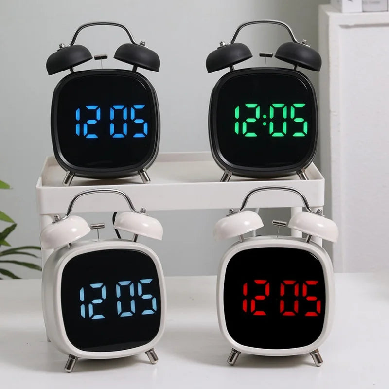 LED Digital Alarm Clock – Voice Control, Date & Temperature Display, Adjustable Brightness & Snooze, 12/24H Table Clock