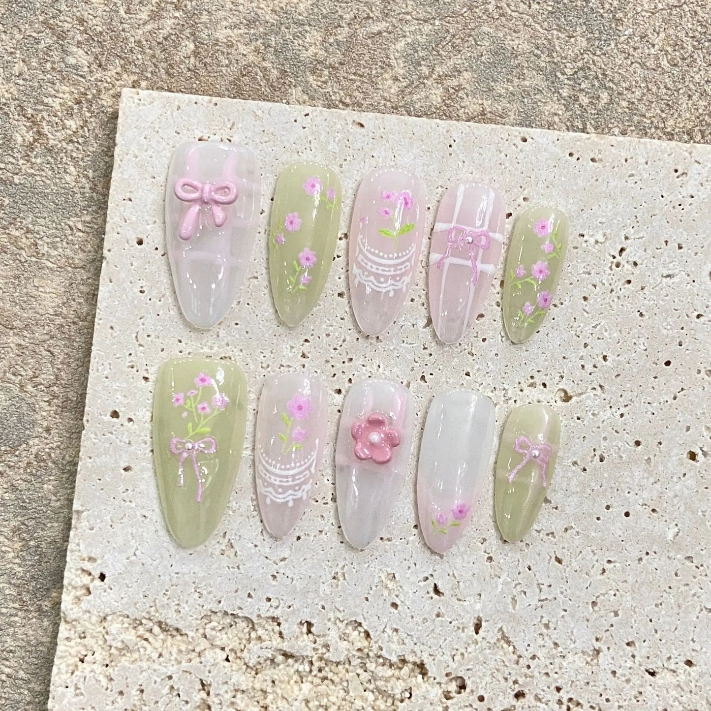 10 Pcs Black French Press-On Nails – Handmade Bowknot Design, Glossy Short Almond Fake Nails for Salon Art