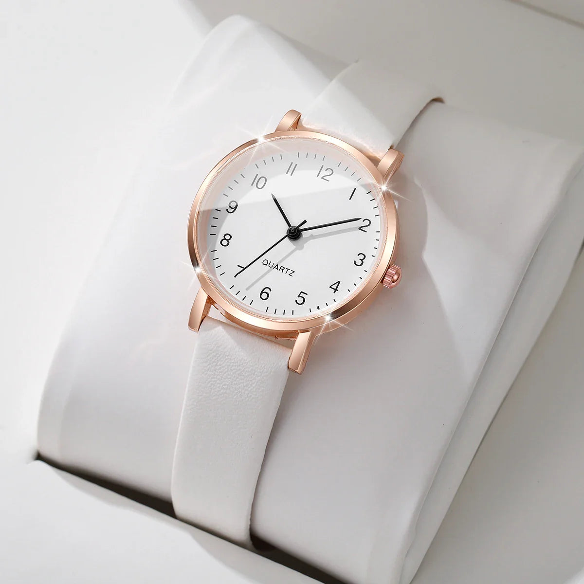 Women’s Small Dial Quartz Watch – Simple Leather Strap Ladies Wristwatch Gift