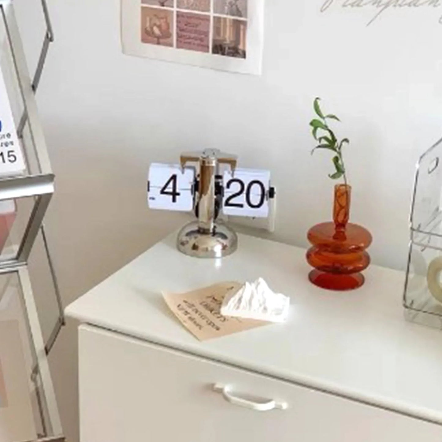 Digital Down Clock – Retro Minimalist Single Foot Mechanical Auto Desk Clock for Home & Living Room