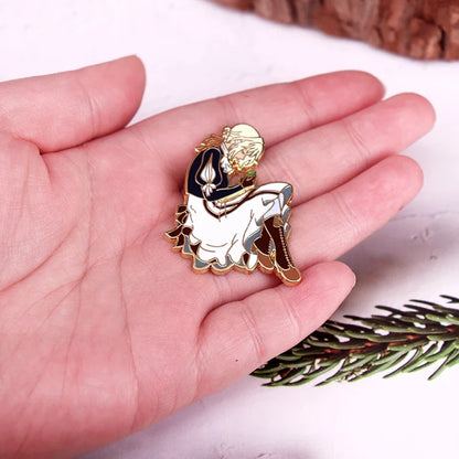 Violet Evergarden Enamel Pin - Cute Anime Girl Character Brooch for Otaku Collectors