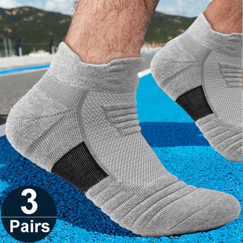 Anti-Slip Cotton Football Socks: Breathable Deodorant Sport Socks for Men & Women - Short/Long Tube Soccer Basketball Socks (Size 39-45)