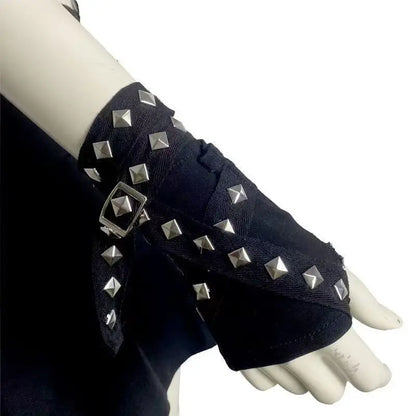 Punk Style Rivet Gloves – Cool Metal Buckle Fingerless Sleeves for Women, Sun Protection Gothic Fashion Arm Gloves & Streetwear Accessories