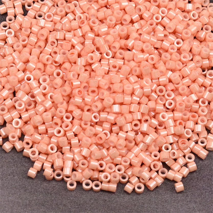 1000Pcs 1.6x1.3mm Japan Glass Seed Beads 11/0 – Cylindrical Loose Beads for DIY Statement Jewelry Making (5g Pack)
