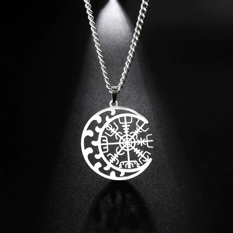 Viking Nordic Rune Compass Necklace – Stainless Steel Triquetra Amulet Pendant Jewelry Gift
