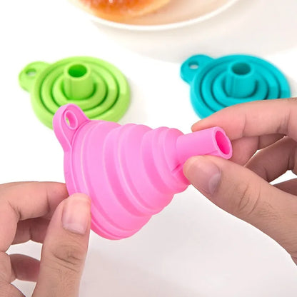 2PCS Silicone Folding Telescopic Funnel - Creative Household Liquid Dispensing Mini Kitchen Tools with Long Neck