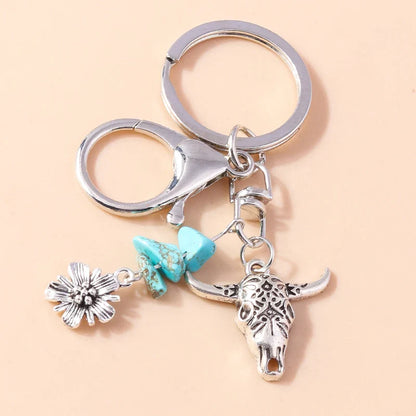 Retro Gothic Punk Heart Cross Keychain – Metal Flower Key Ring Pendant for Car Keys, Handbag Decor & Jewelry Gift