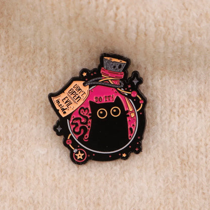 Cute Black Cat Enamel Pin – Animal Brooch Lapel Pin for Backpack, Clothing, Witch Jewelry & Halloween Gifts