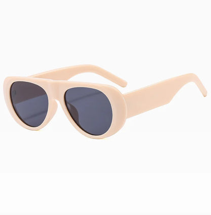 Fashion Retro Oval Large Frame Sunglasses — Minimalist Design UV-Resistant Eyewear for Women