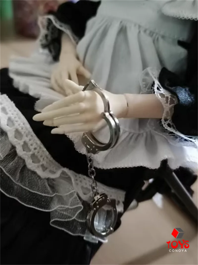 Vstoys 1/6 Scale Metal Handcuffs – Openable Soldier Scene Props for 12-inch Action Figures