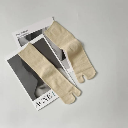 Unisex Combed Cotton Split Toe Tabi Socks – Comfortable Two-Toe Harajuku Style Socks for Men & Women High Quality Cotton