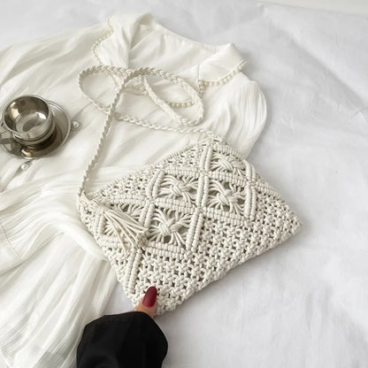 Women’s Summer Straw Messenger Bag – Hollow Woven Shoulder Bag with Tassel, Fashion Crossbody Beach Travel Bag
