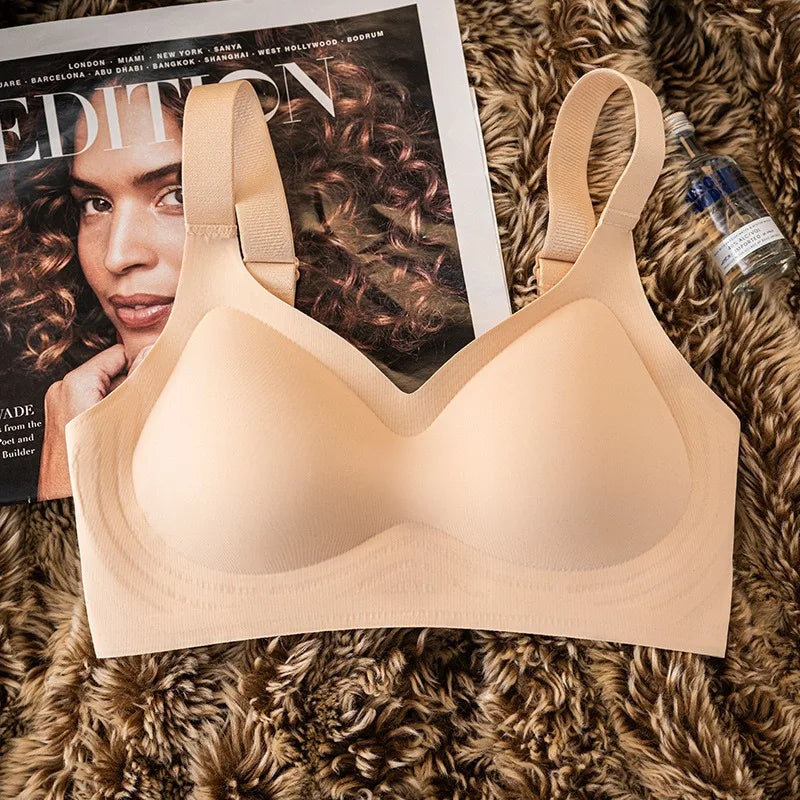 Women’s Plus Size Seamless Push-Up Bra – Adjustable Wireless Wide Strap Comfortable Sexy Lingerie (M–3XL)