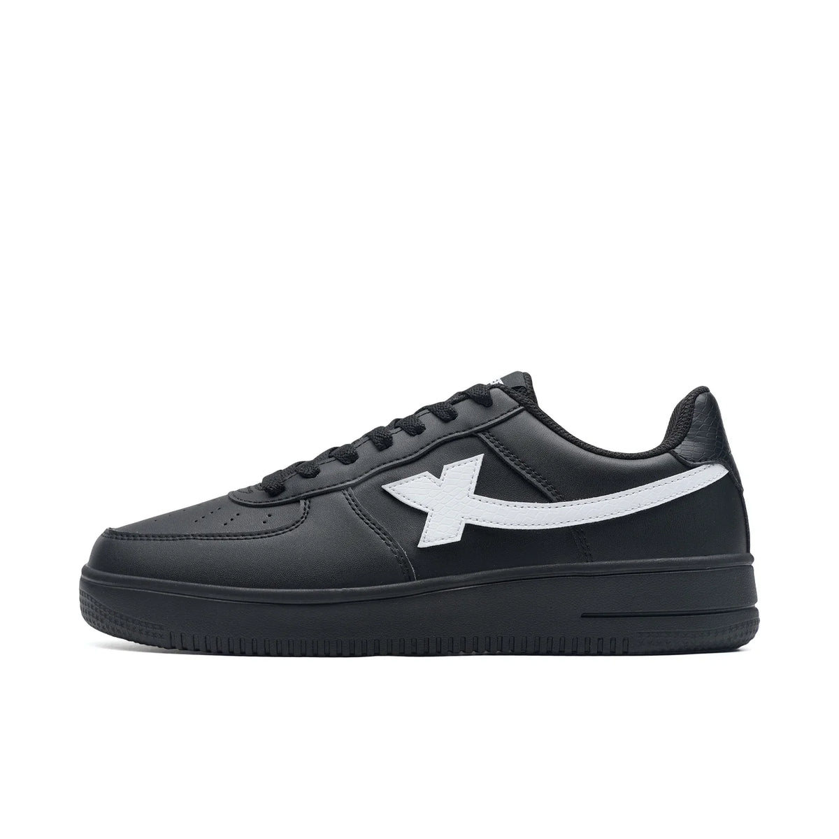Xtep Men's Skateboarding Shoes - Trendy Street Style Low-Top Thick Sole Sneakers for Jogging & Casual Wear