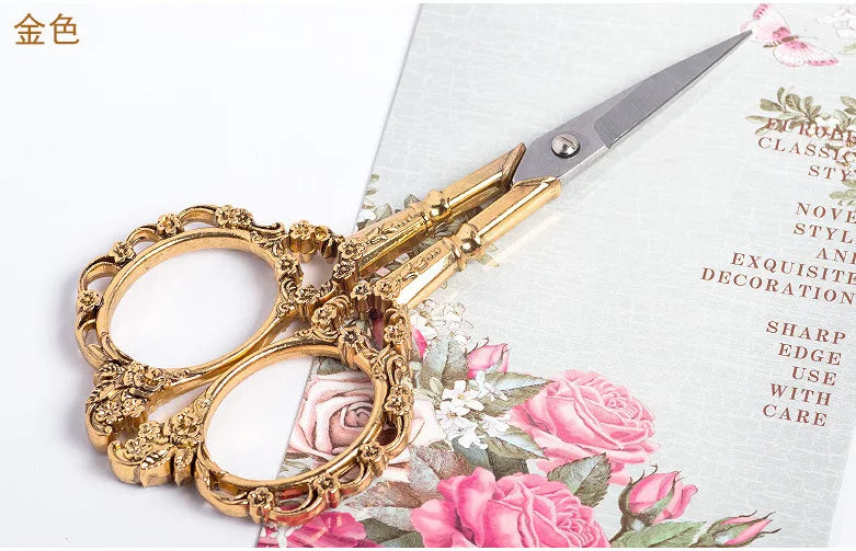 Retro Nail Art Scissors – Stainless Steel Cuticle Precision Tool for Nail Salon, Pedicure & Beauty Grooming Kit
