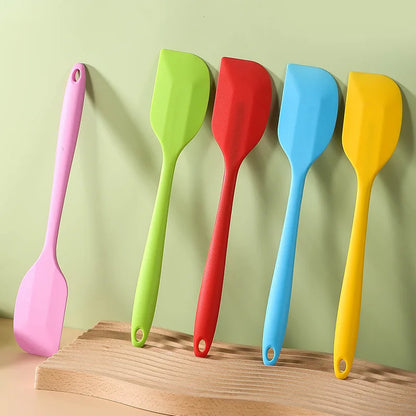 Heat Resistant Silicone Spoon Spatula with Integrated Handle – Cake Cream Scraper & Baking Knife Kitchen Tool