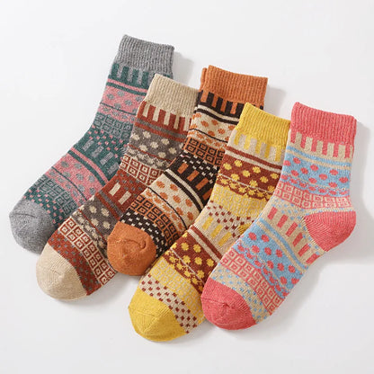 5 Pairs Women’s Thick Warm Socks – Soft Comfortable Autumn Winter Calf Socks, Retro Ethnic Style